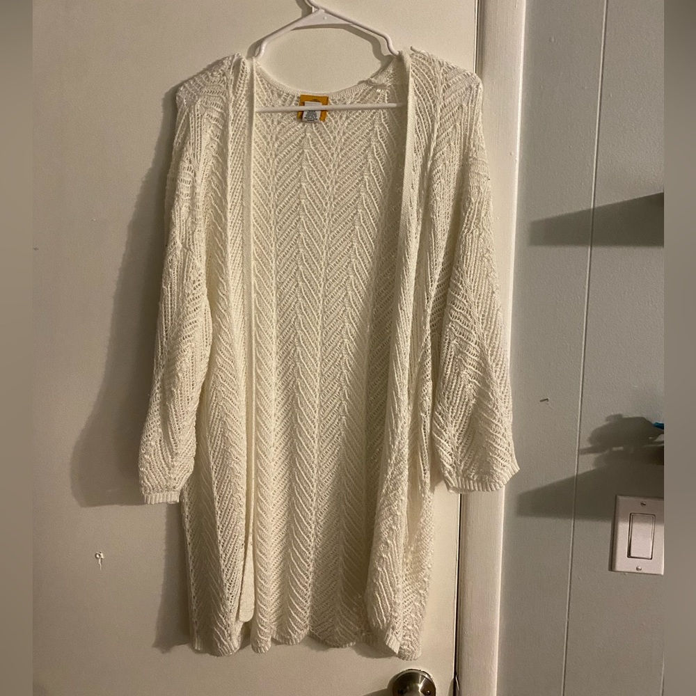 Ruby Rd. White Cardigan - - Size Medium